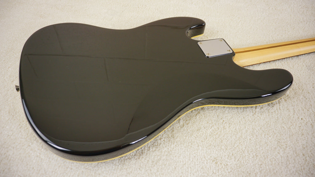 2006-08 Fender Japan AJB-66 Aerodyne Jazz Bass Black Matching Headstock