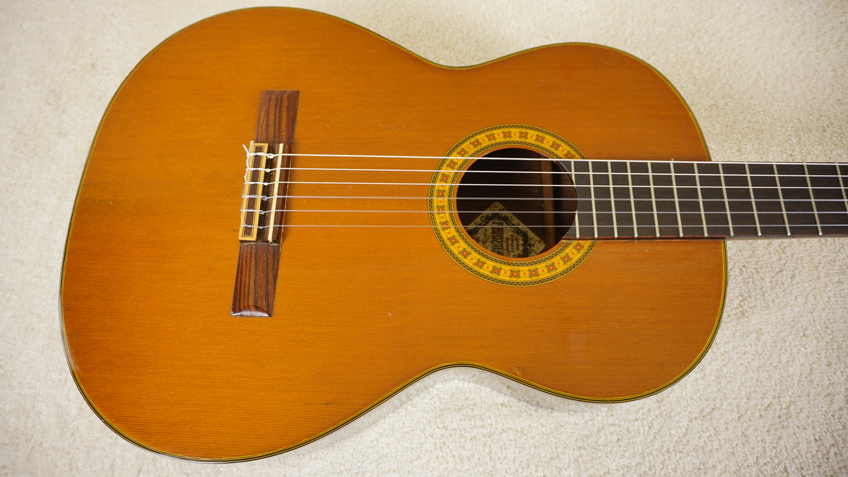 Vintage 1970s Fernandes GC-20 Grand Concert Classical Guitar MIJ w/ Hard Case