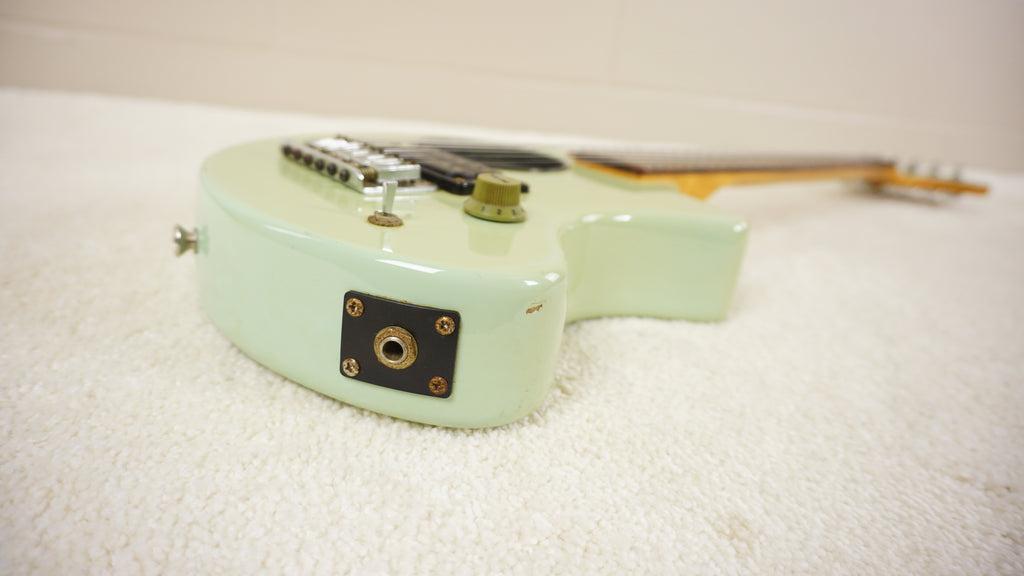 Fernandes ZO-3 Mint Green Travel Guitar w / Built-in Speaker