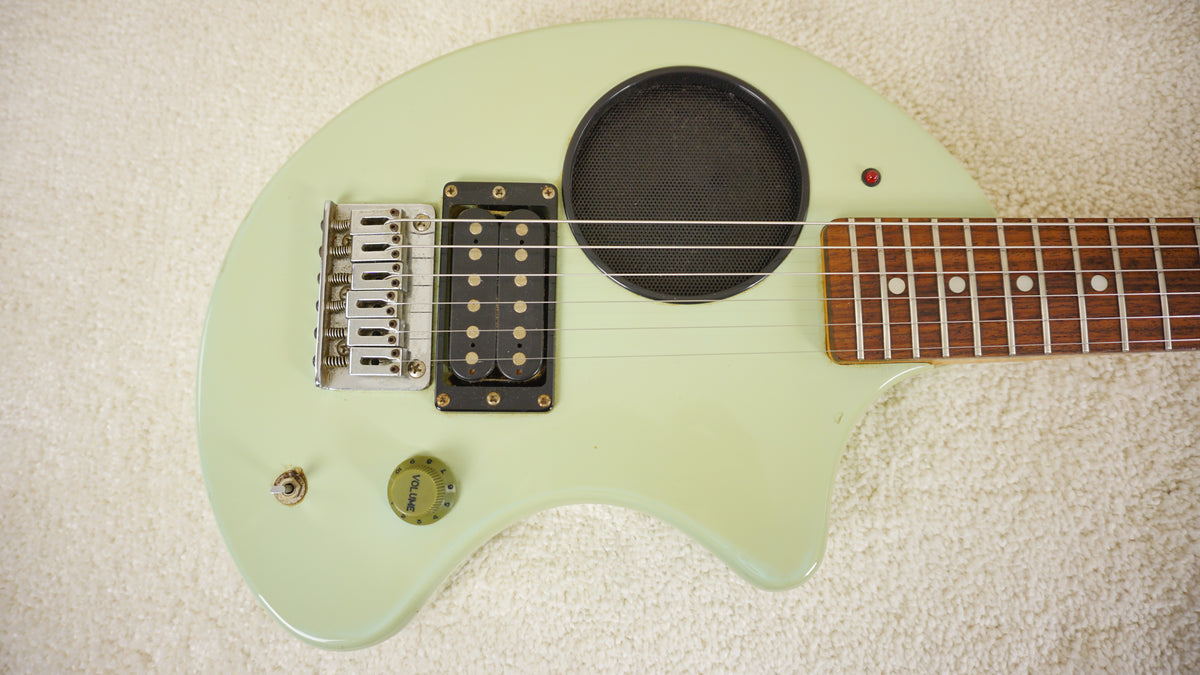 Fernandes ZO-3 Mint Green Travel Guitar w / Built-in Speaker