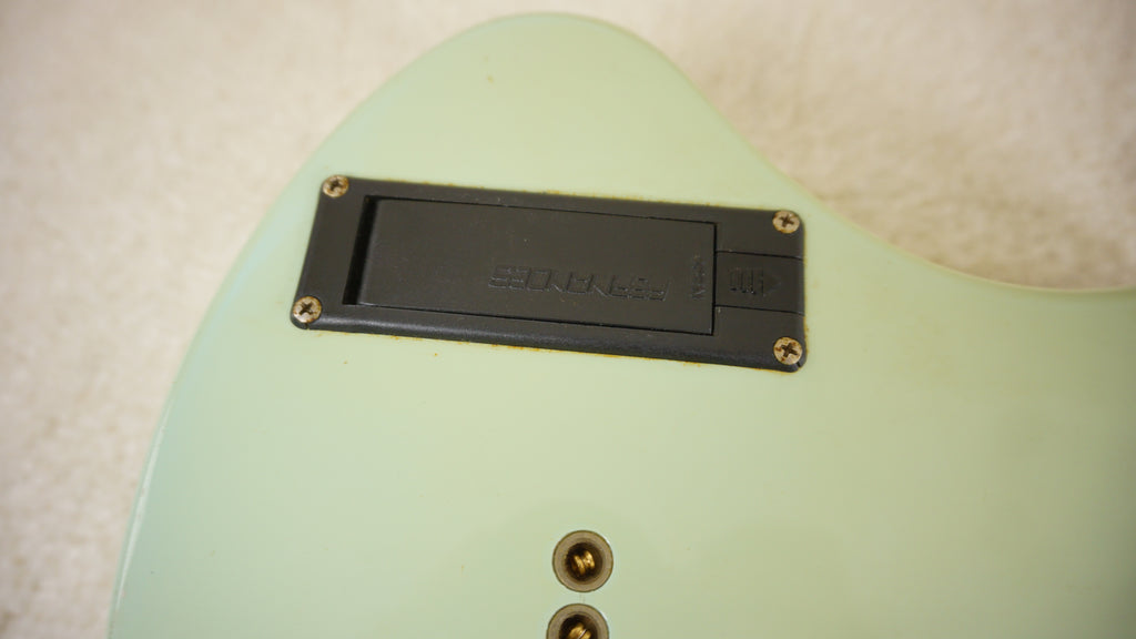 Fernandes ZO-3 Mint Green Travel Guitar w / Built-in Speaker