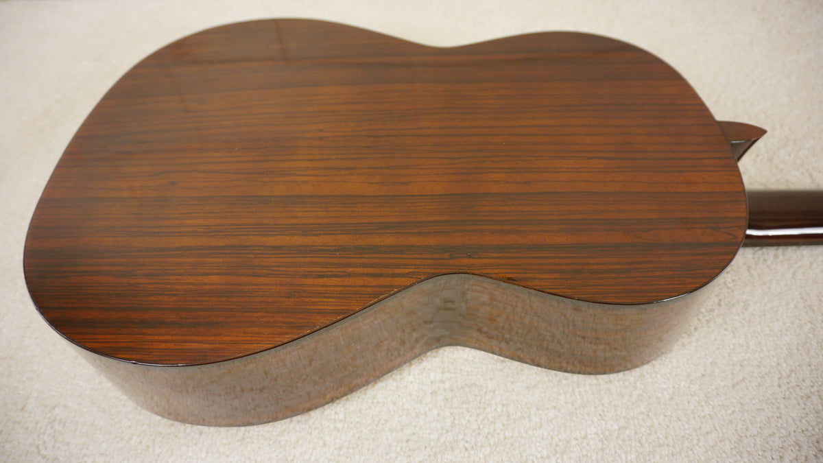 Vintage Yoshino Tokyo Kiku Handcrafted Classical Guitar Toku Ichi-Go MIJ