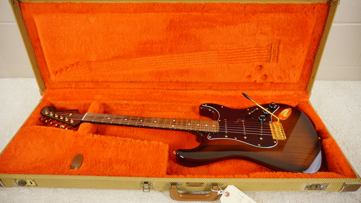 Fender FSR MIJ Traditional 60s Stratocaster Walnut Gold 2024 Rare w/ Tweed Case