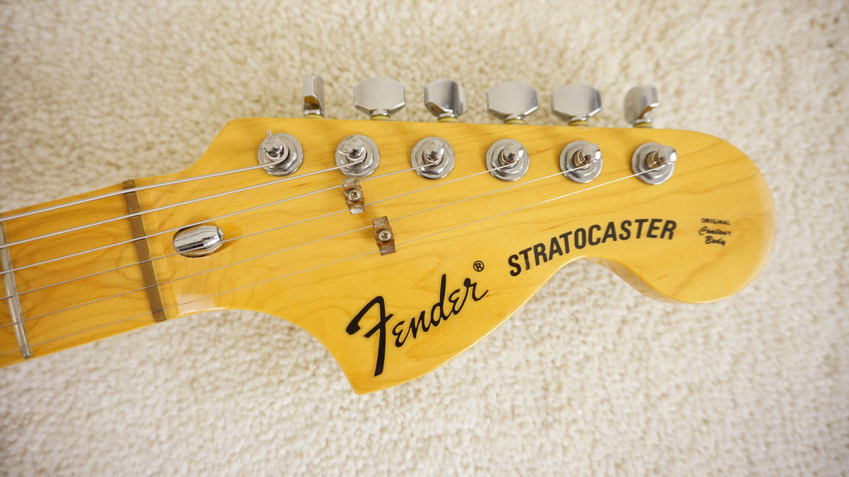 Fender Japan 2004 ST-72-86DSC Stratocaster Scalloped Vintage White