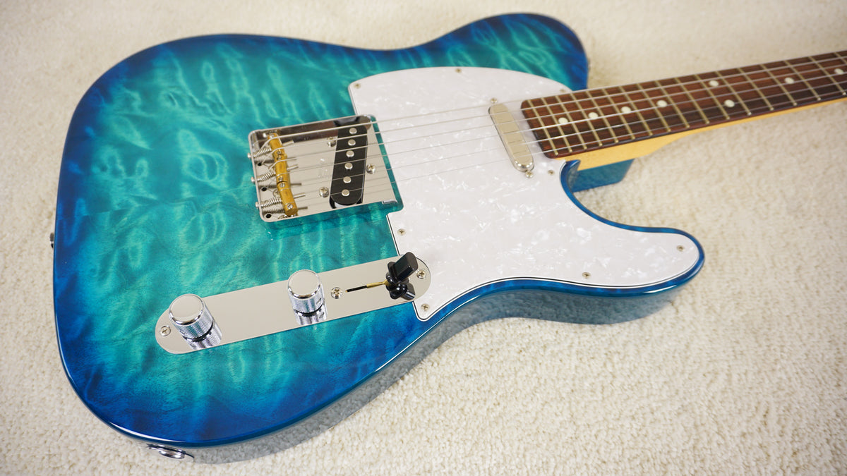 Fender Japan 2023 Limited Edition Hybrid II Telecaster Quilt Top Aquamarine