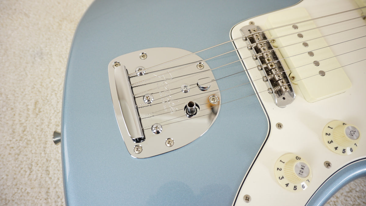 Fender Japan 2022 Limited Edition Late 60s Jazzmaster Ice Blue Metallic