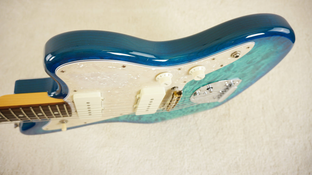 Fender Japan 2024 Limited Edition Hybrid II Jazzmaster Quilt Top Aquamarine