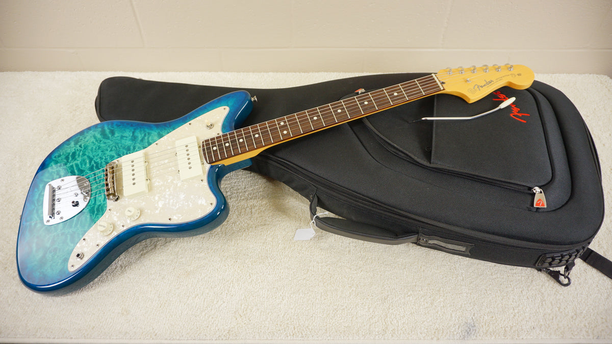 Fender Japan 2024 Limited Edition Hybrid II Jazzmaster Quilt Top Aquamarine