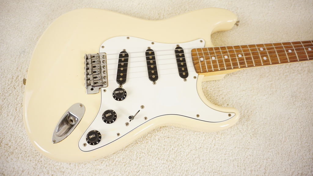 Fender Japan 1999 ST72-58US Stratocaster Olympic White