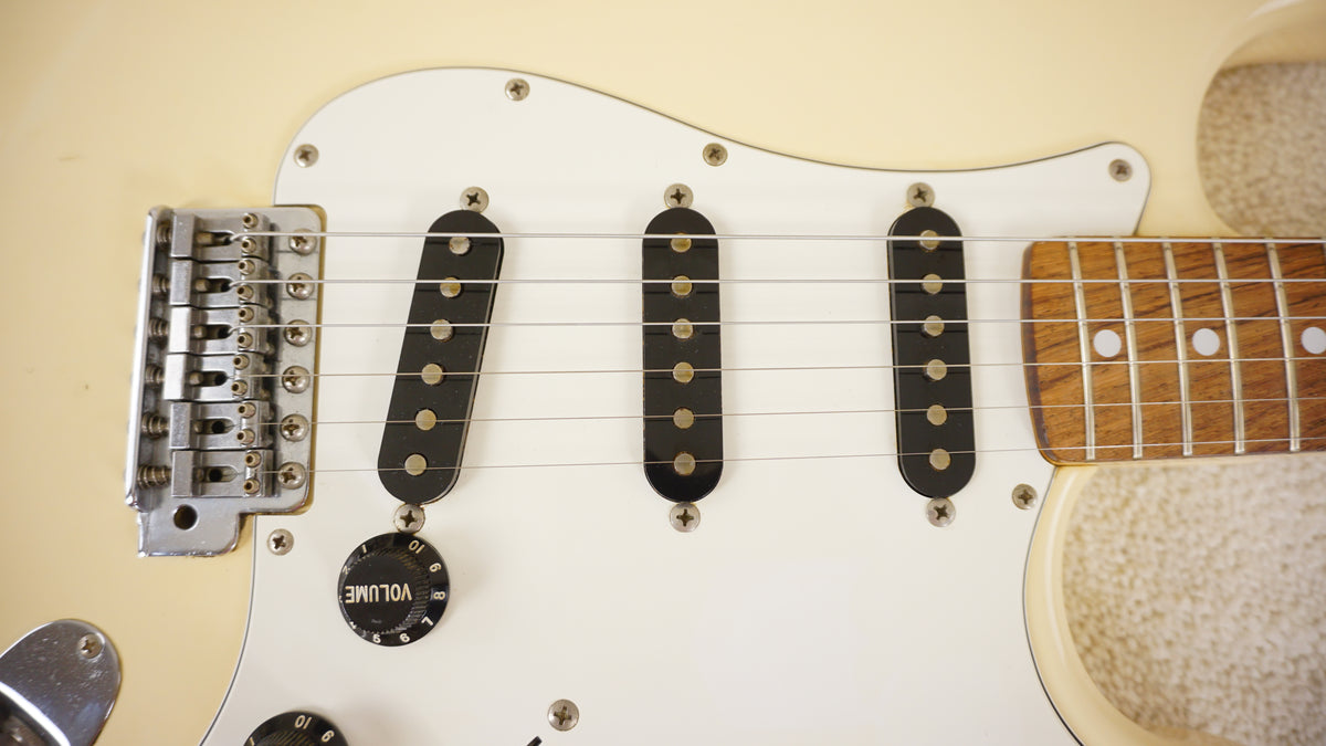 Fender Japan 1999 ST72-58US Stratocaster Olympic White