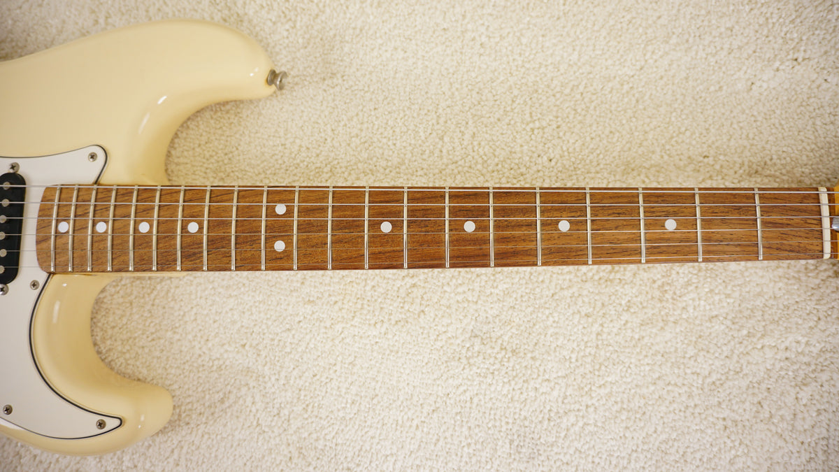 Fender Japan 1999 ST72-58US Stratocaster Olympic White