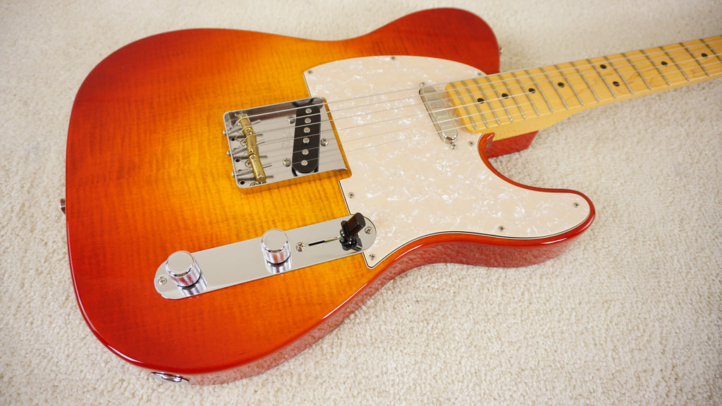 Fender Japan 2024 Collection Hybrid II Telecaster Flame Sunset Orange Transparent