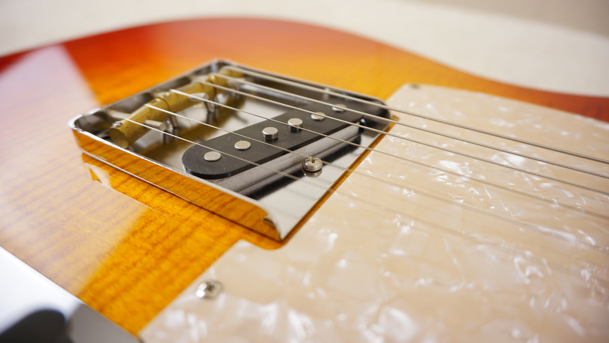 Fender Japan 2024 Collection Hybrid II Telecaster Flame Sunset Orange Transparent