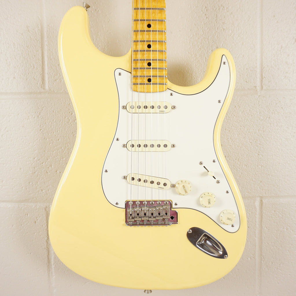 Fender Japan 1997 ST-YJM Yngwie Malmsteen Signature Stratocaster Vintage White
