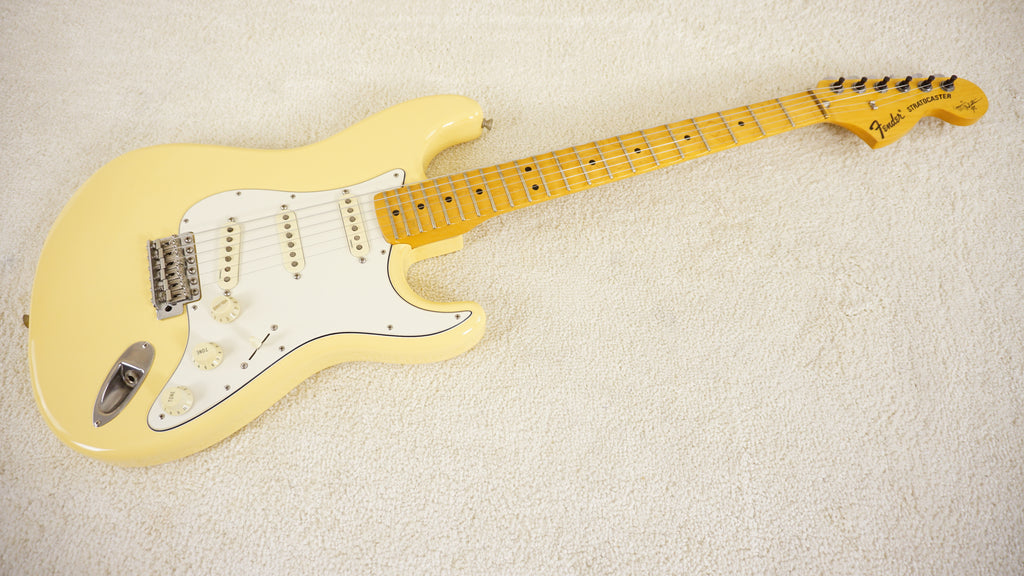 Fender Japan 1997 ST-YJM Yngwie Malmsteen Signature Stratocaster Vintage White
