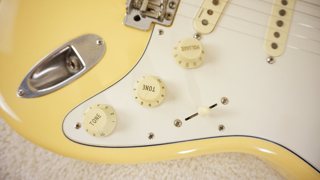 Fender Japan 1997 ST-YJM Yngwie Malmsteen Signature Stratocaster Vintage White