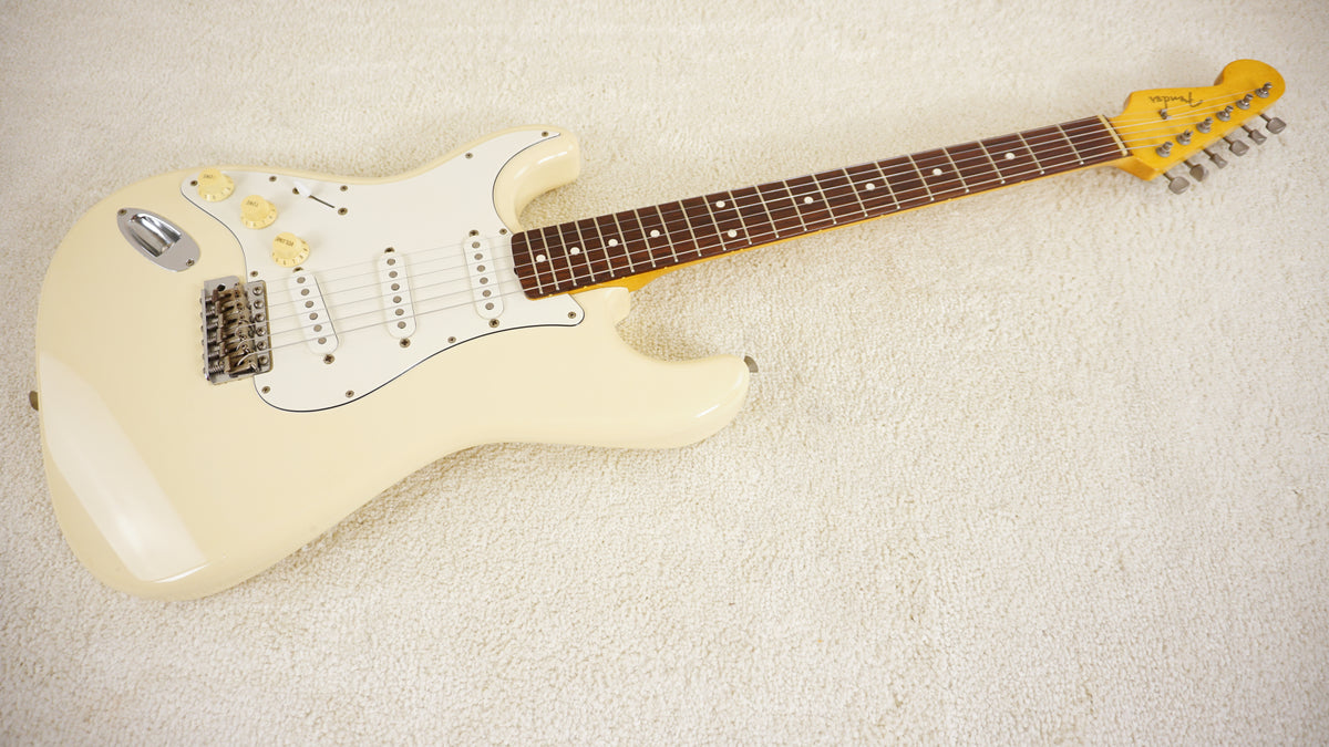 Fender Japan 2006 Left-Handed ST62 Reissue Stratocaster Vintage White