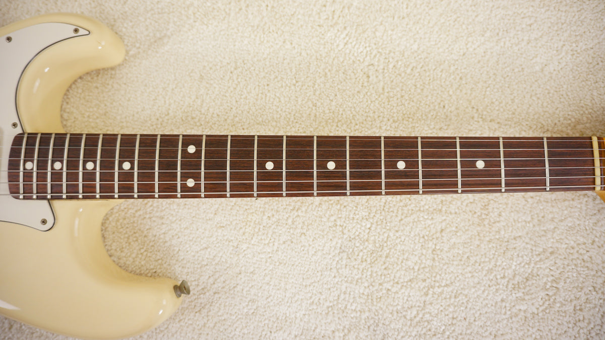 Fender Japan 2006 Left-Handed ST62 Reissue Stratocaster Vintage White