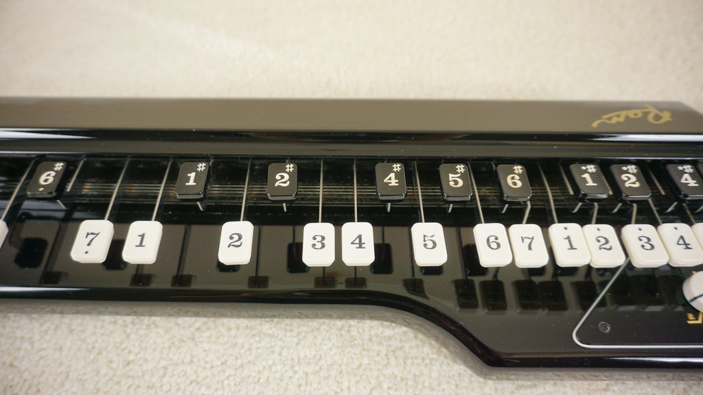 Suzuki Ran Type II Soprano Electric Taishogoto Gloss Black Japanese Nagoya Harp