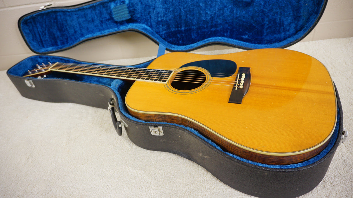 S. Yairi YD-304 Dreadnought 1975 Jacaranda Maple 3-Piece Back Natural Acoustic