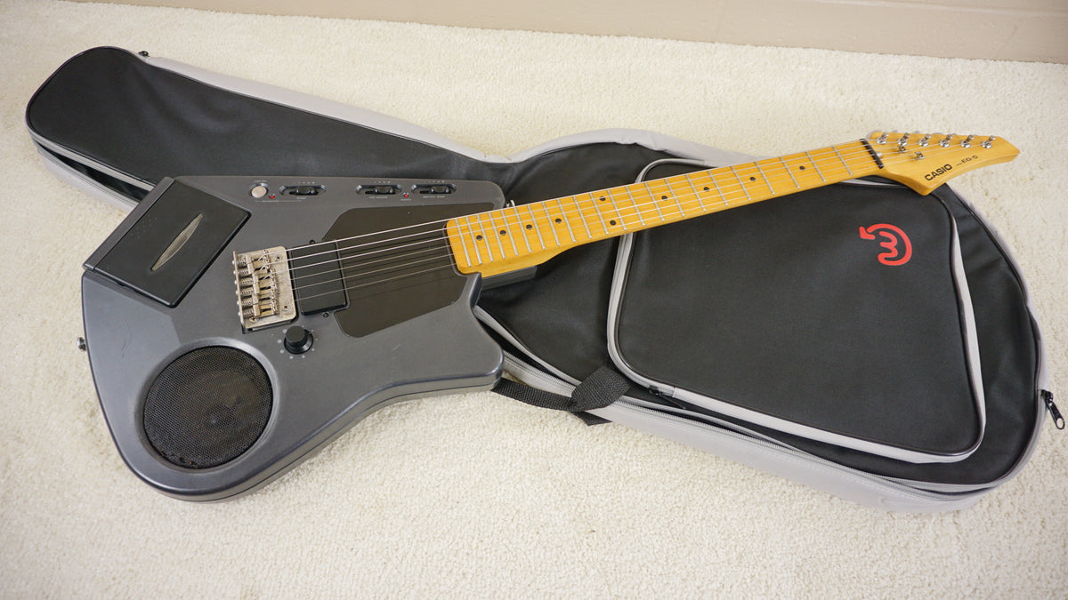 Casio EG-5 Cassette Player Built-In Speaker 1988 Metallic Grey Guitar Japan
