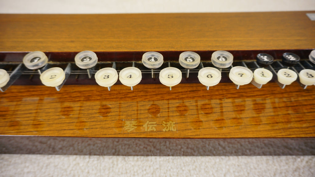 Kindenryu Momiji Electric Taishogoto Vintage Japanese Nagoya Harp Natural