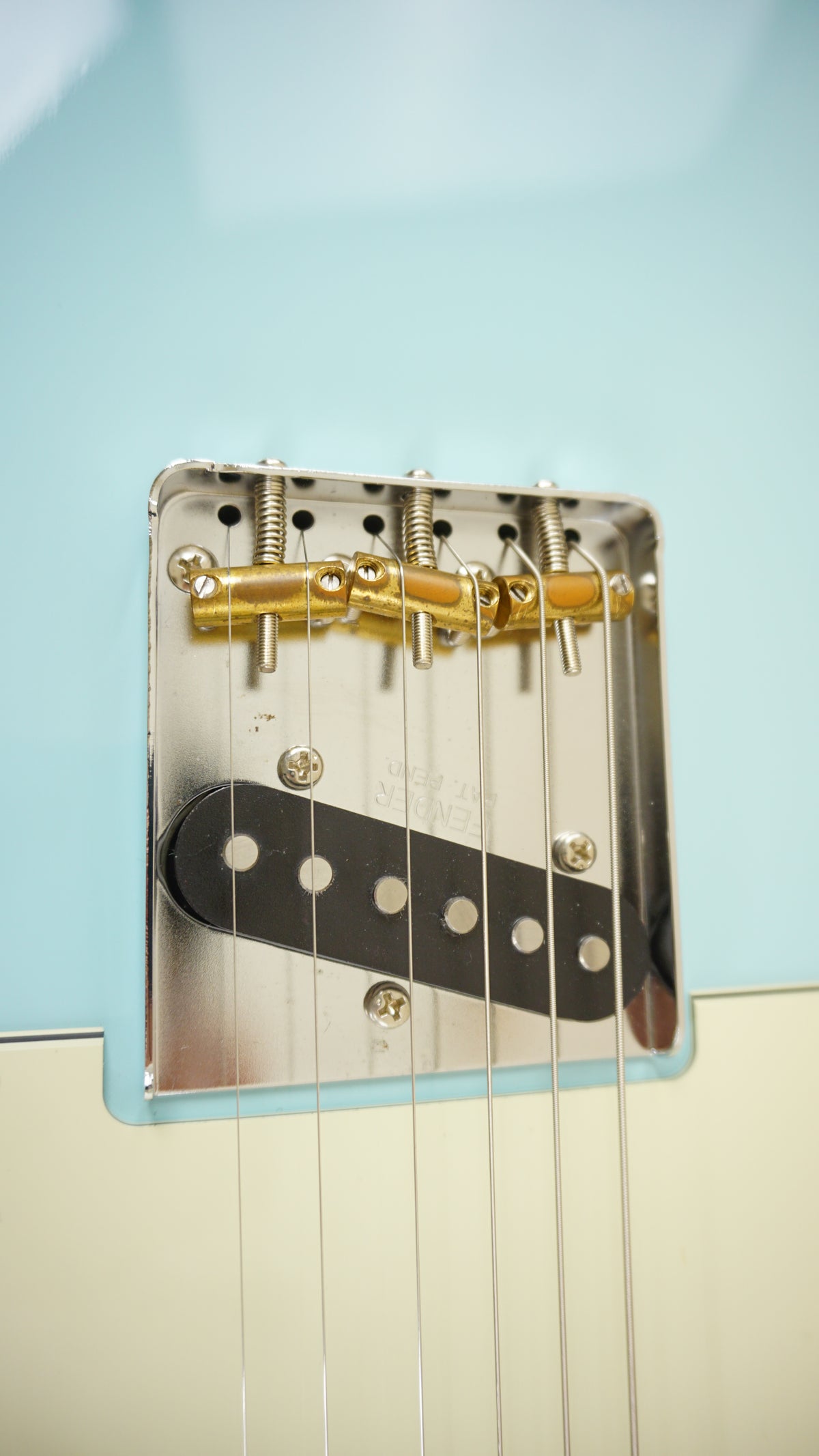 Fender Japan 2023 Hybrid II Telecaster Daphne Blue Matching Headstock