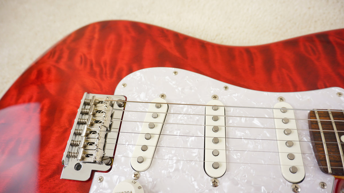 Fender Japan 2023 Hybrid II Stratocaster Quilt Maple Red Beryl