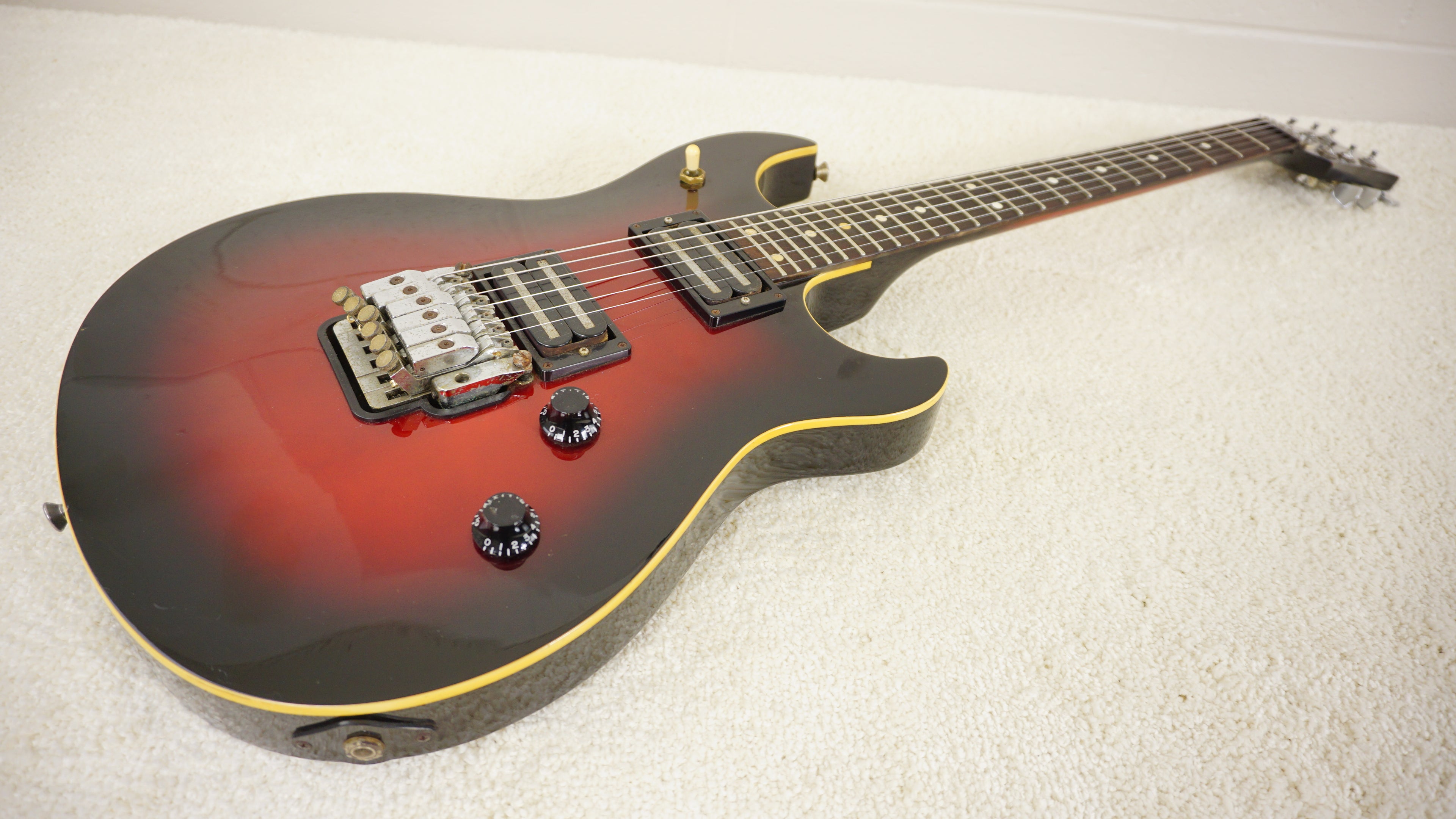 Yamaha SFX-III Electric Guitar Red Burst MIJ Vintage 1980s