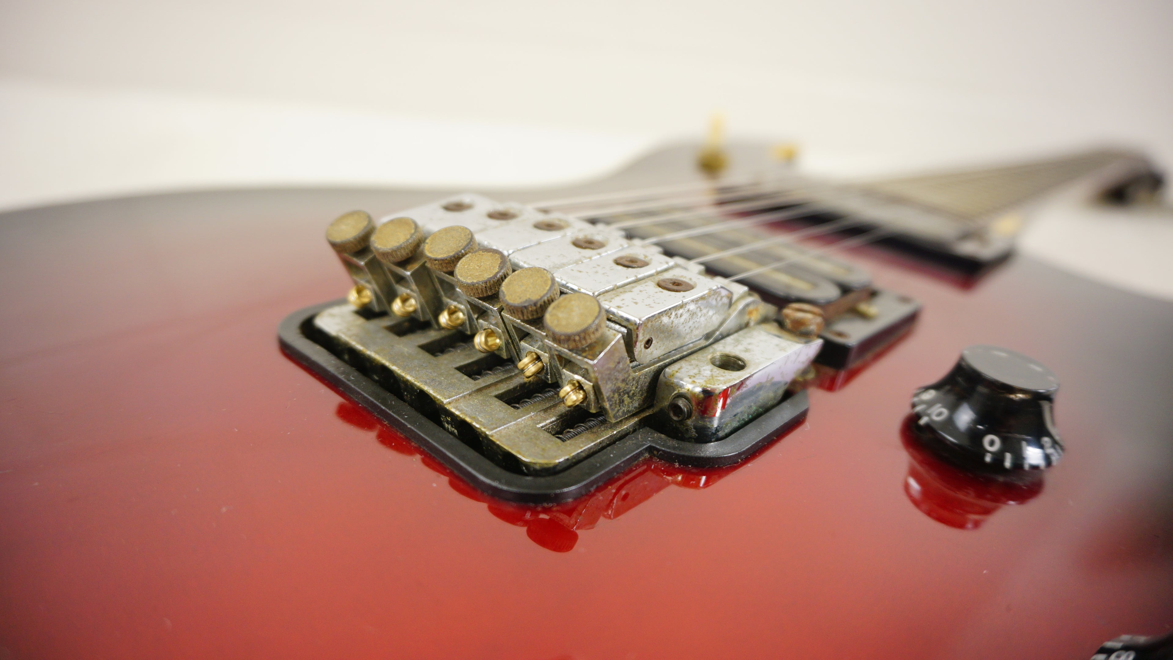 Yamaha SFX-III Electric Guitar Red Burst MIJ Vintage 1980s