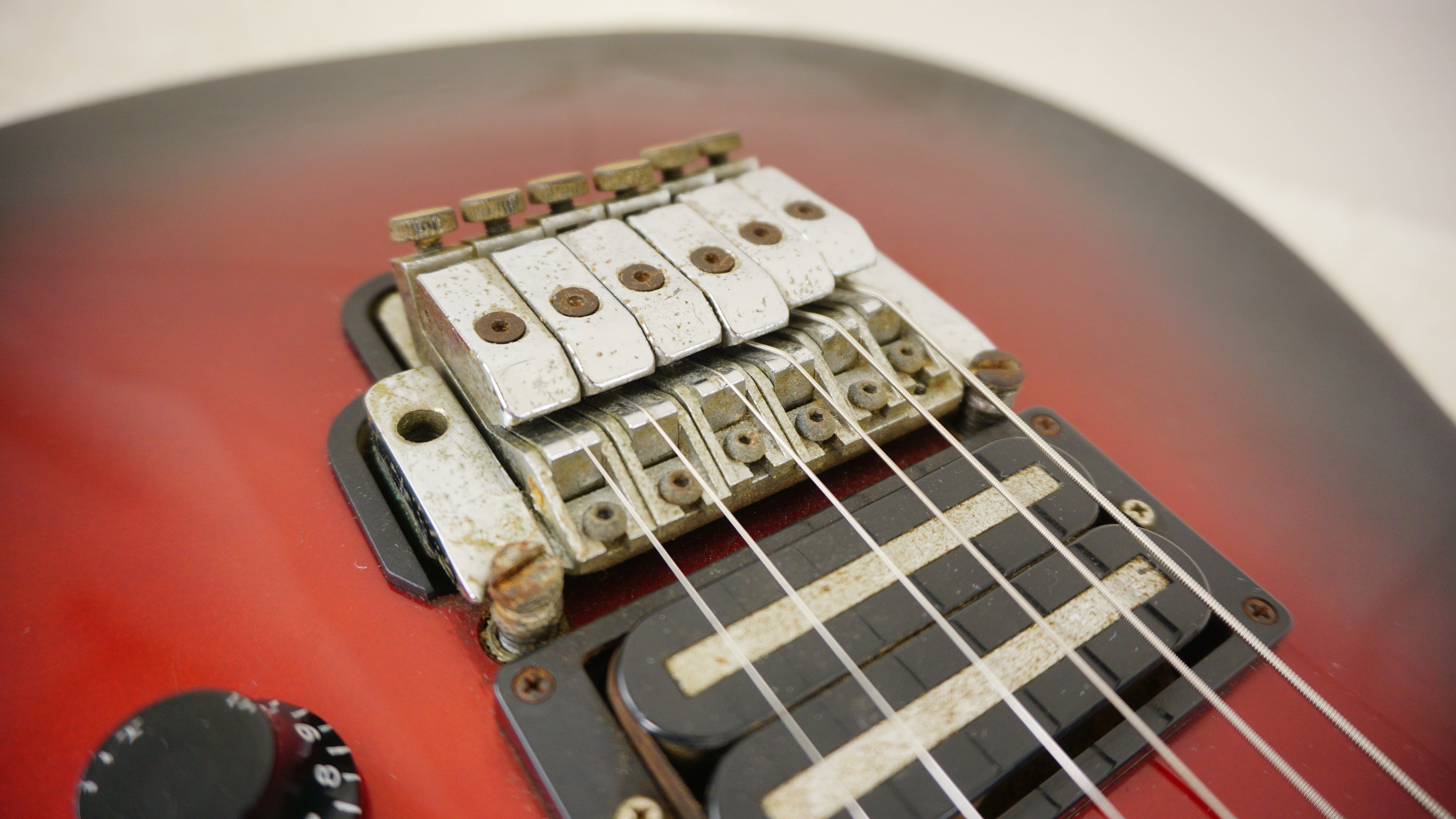 Yamaha SFX-III Electric Guitar Red Burst MIJ Vintage 1980s