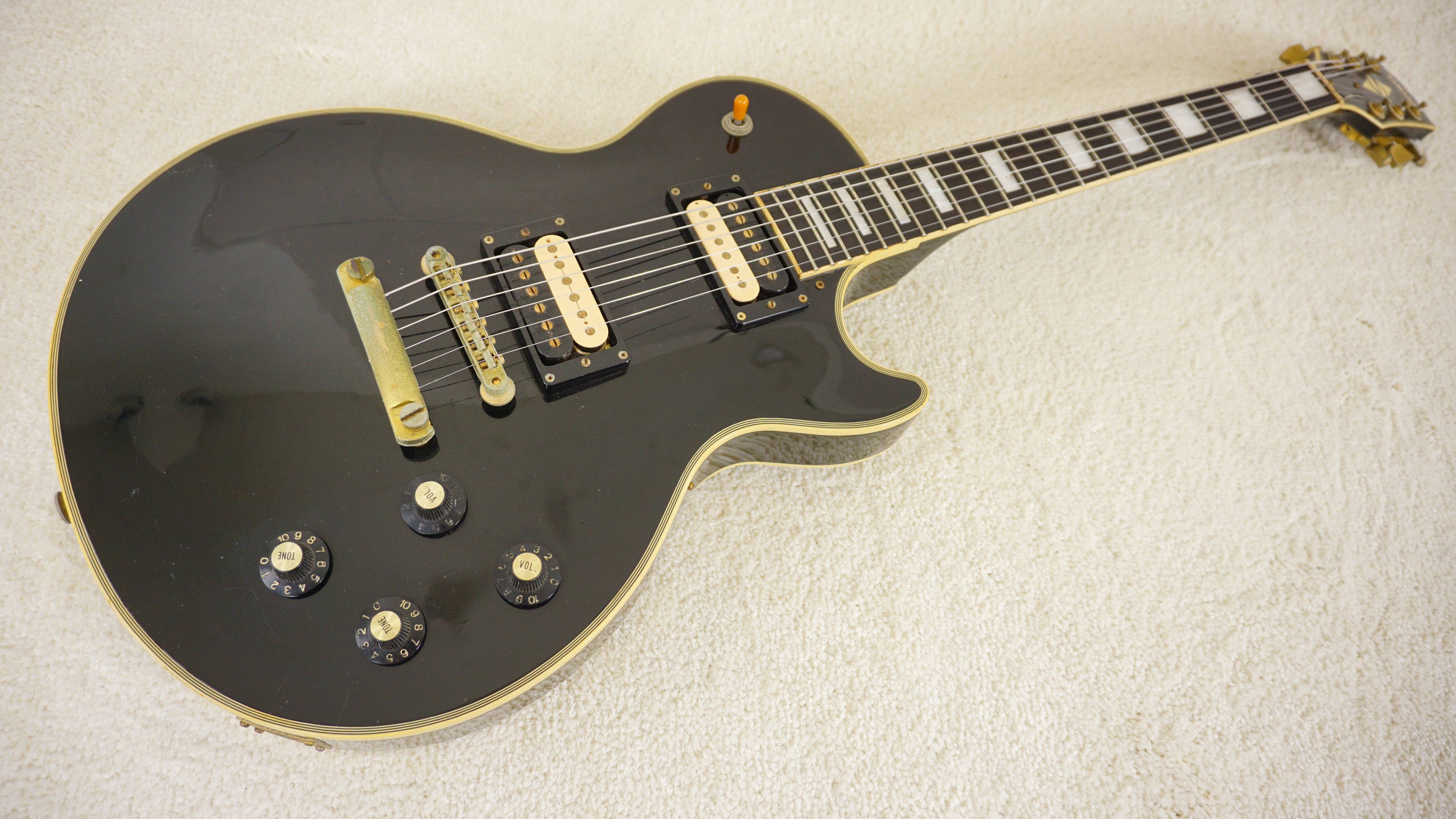 Yamaha Custom LP Style Electric Guitar Black MIJ Vintage Japan