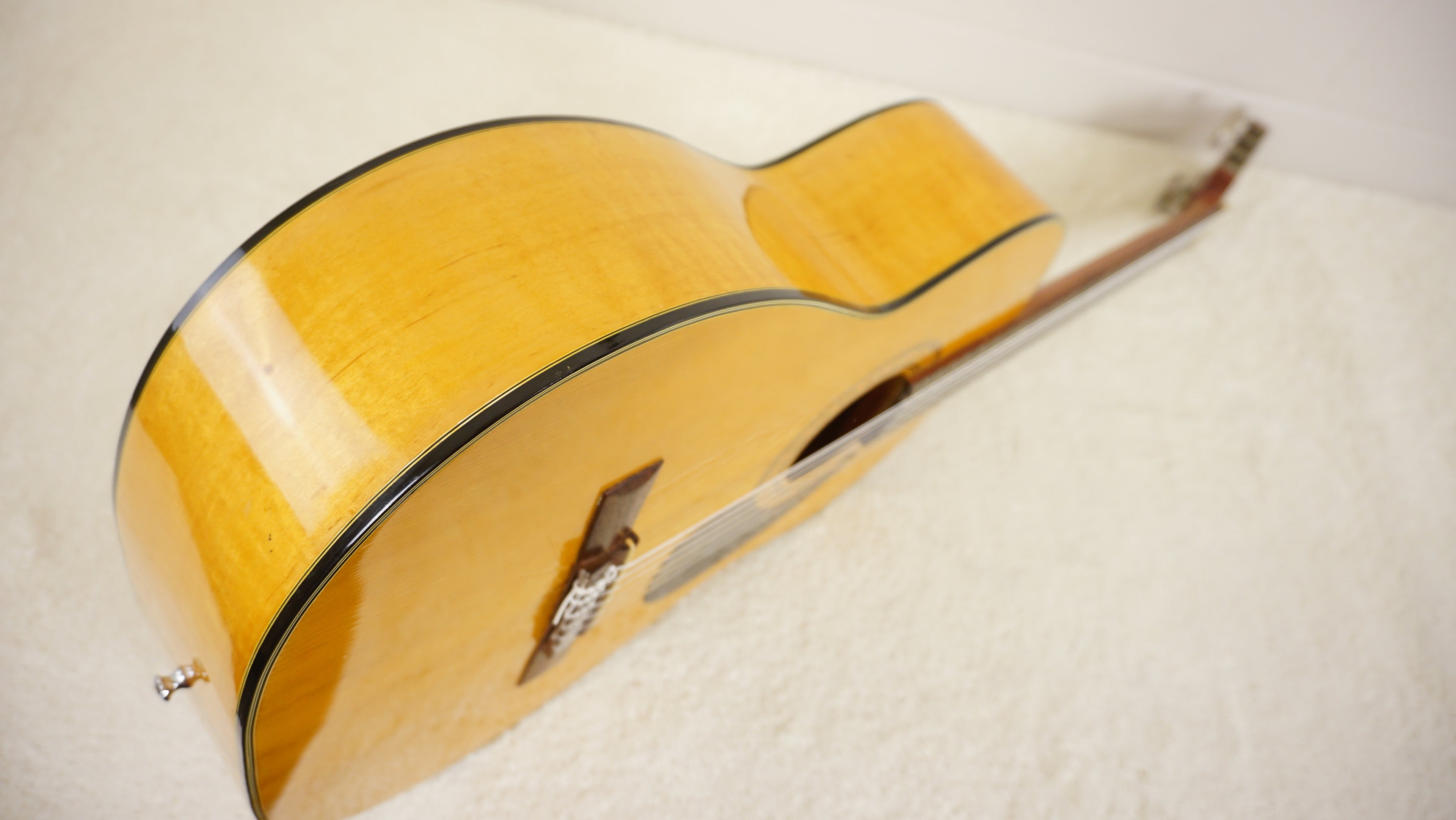 Kaneyama 105M Vintage Classical Guitar MIJ w/ Hard Case