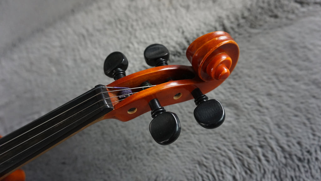 Suzuki No. 280 3/4 Violin Outfit w/ Bow & Hard Case