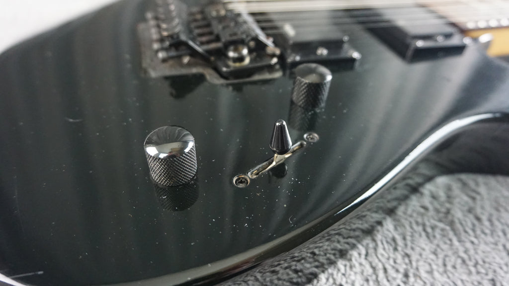 Vester Maniac Super Strat MIJ Floyd Rose Style Black HH