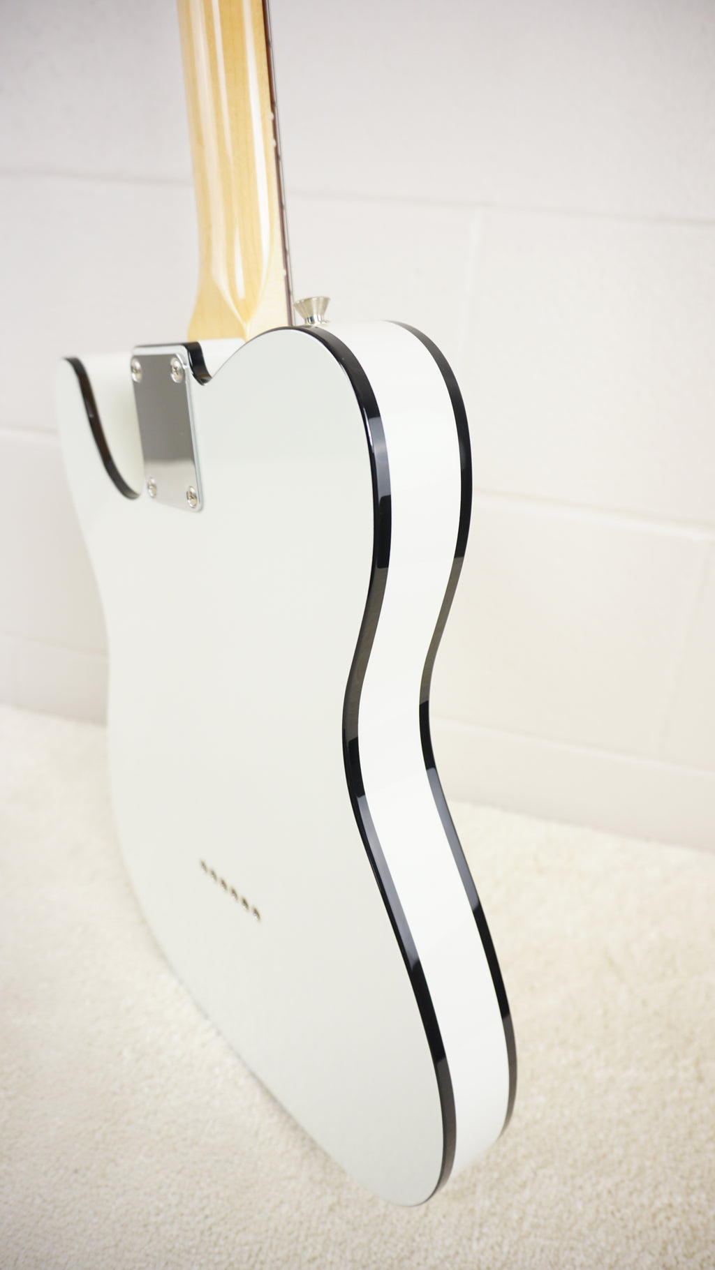 Fender FSR Traditional II 60s Telecaster Custom RW 2025 Olympic White w/ Black Binding MIJ