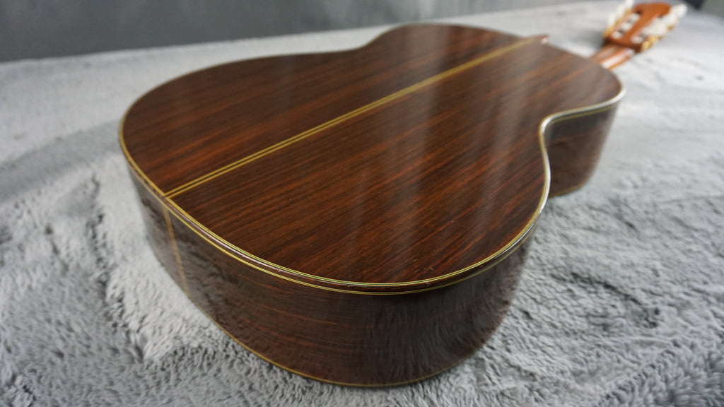 Masaru Kohno No. 15 1979 w/ Hard Case - Rosewood