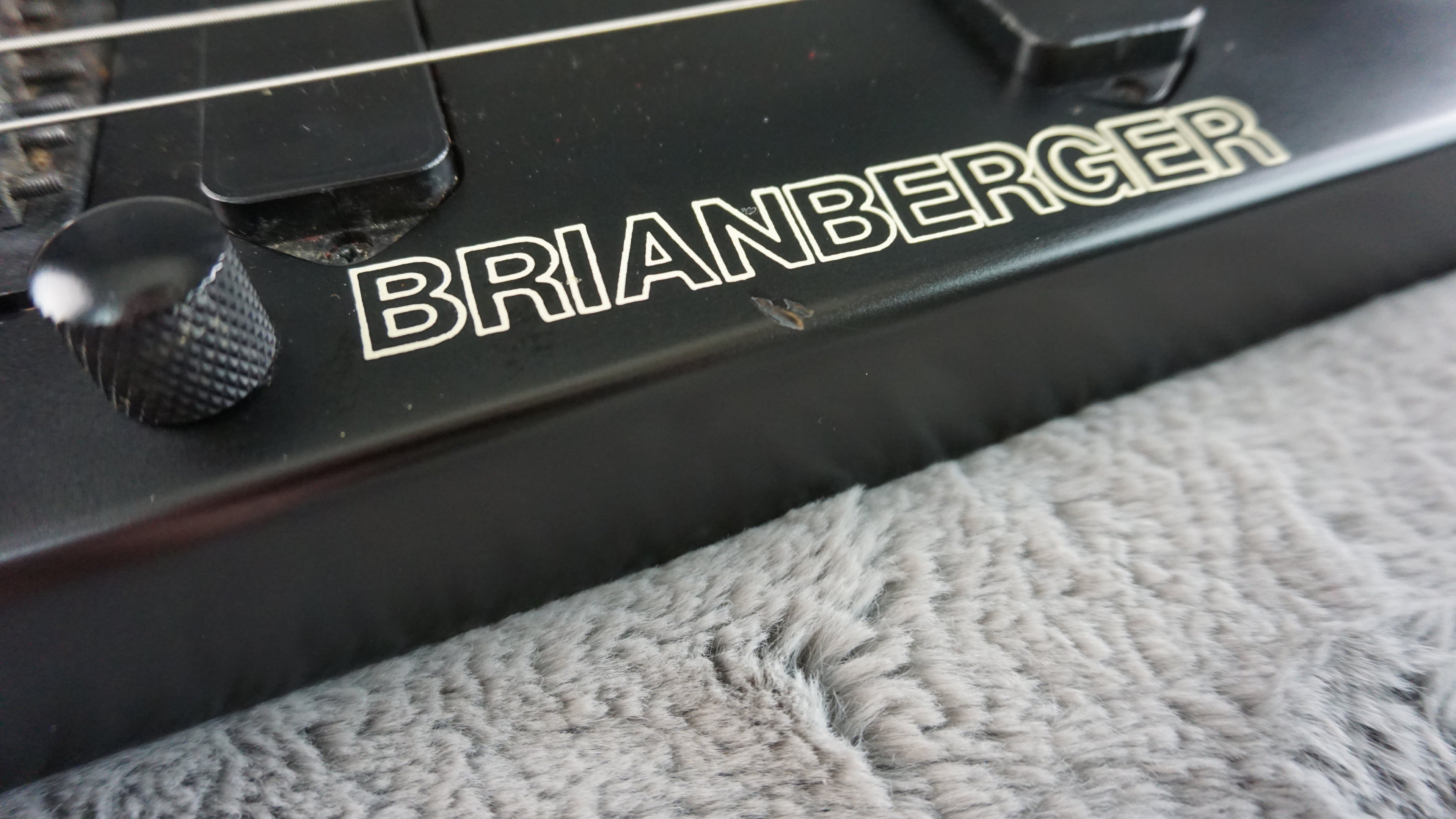 Mavis Brianberger Headless Bass 80s - Black Japan Vintage
