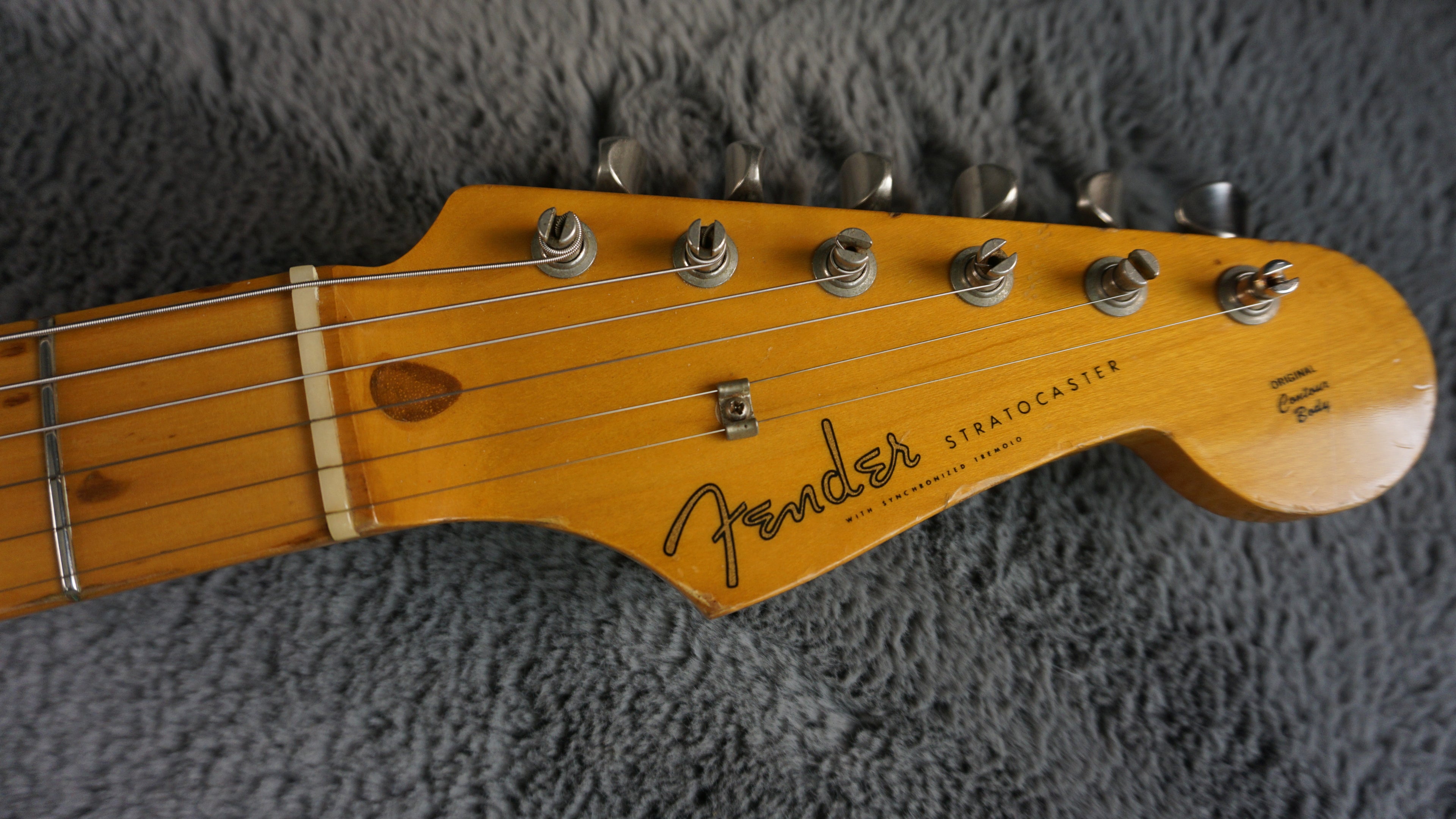 Fender Japan ST57-500 Stratocaster 1989 Candy Apple Red