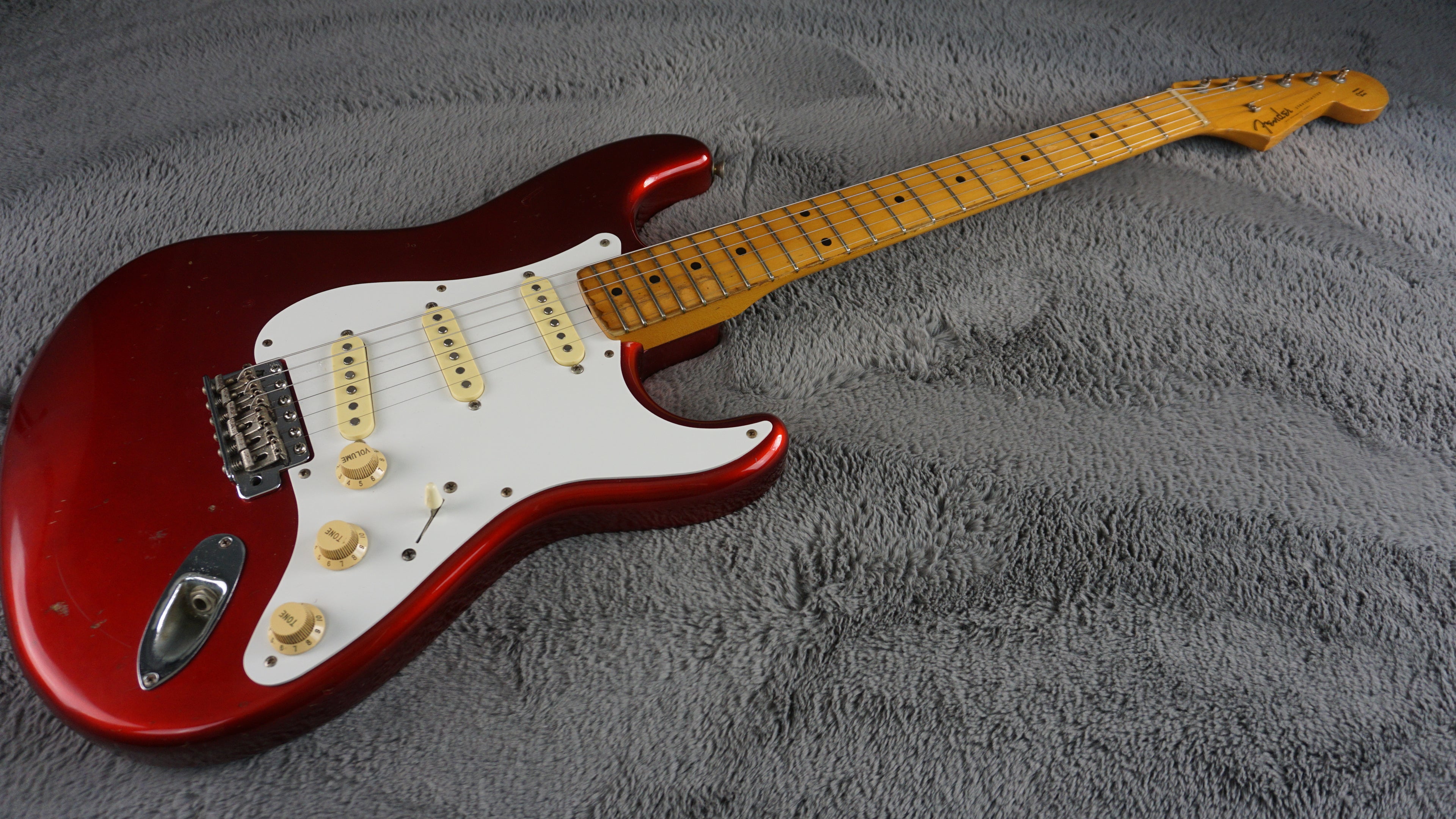 Fender Japan ST57-500 Stratocaster 1989 Candy Apple Red