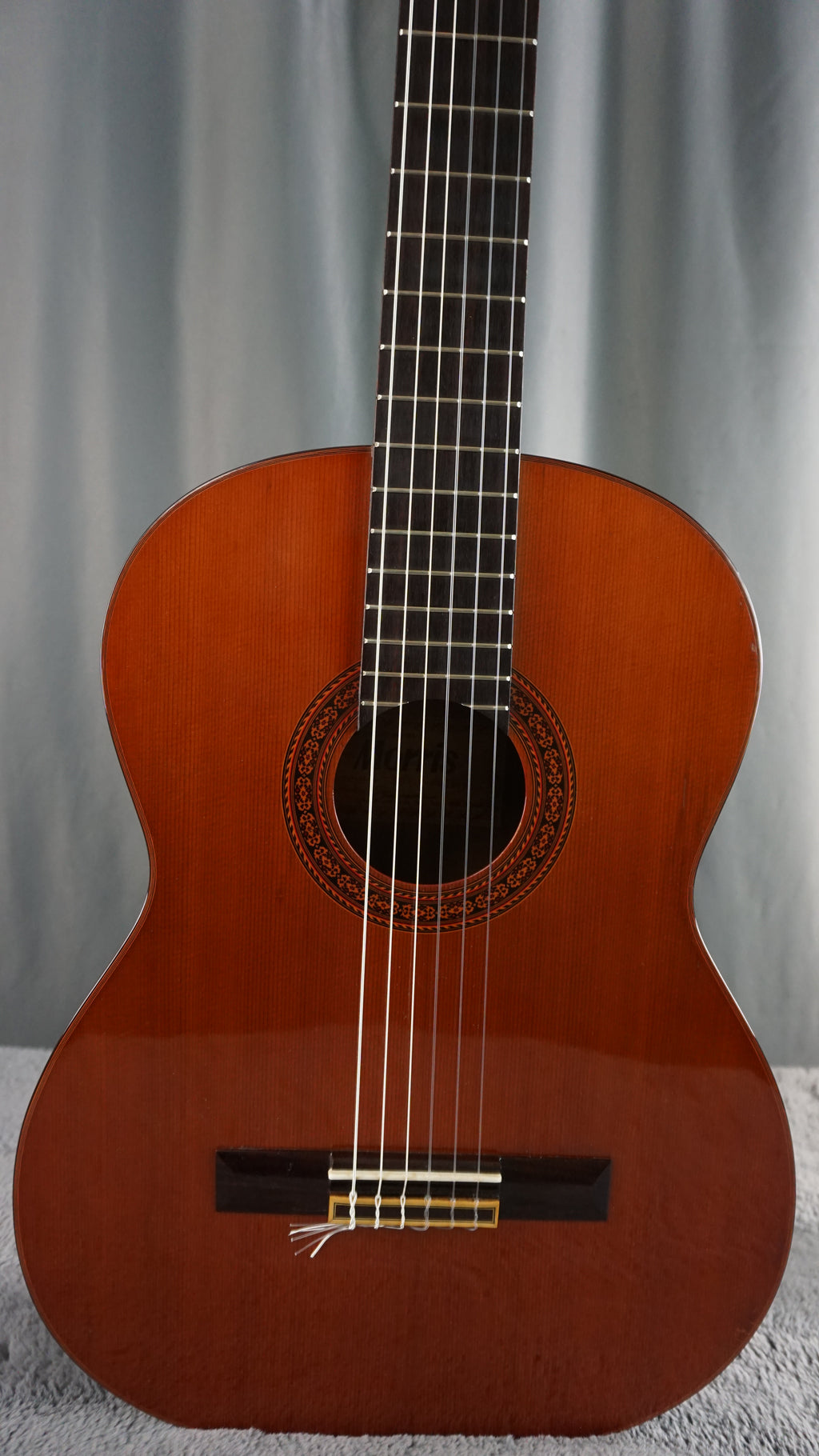 1972 Morris M-10 Classical Guitar – Made in Japan