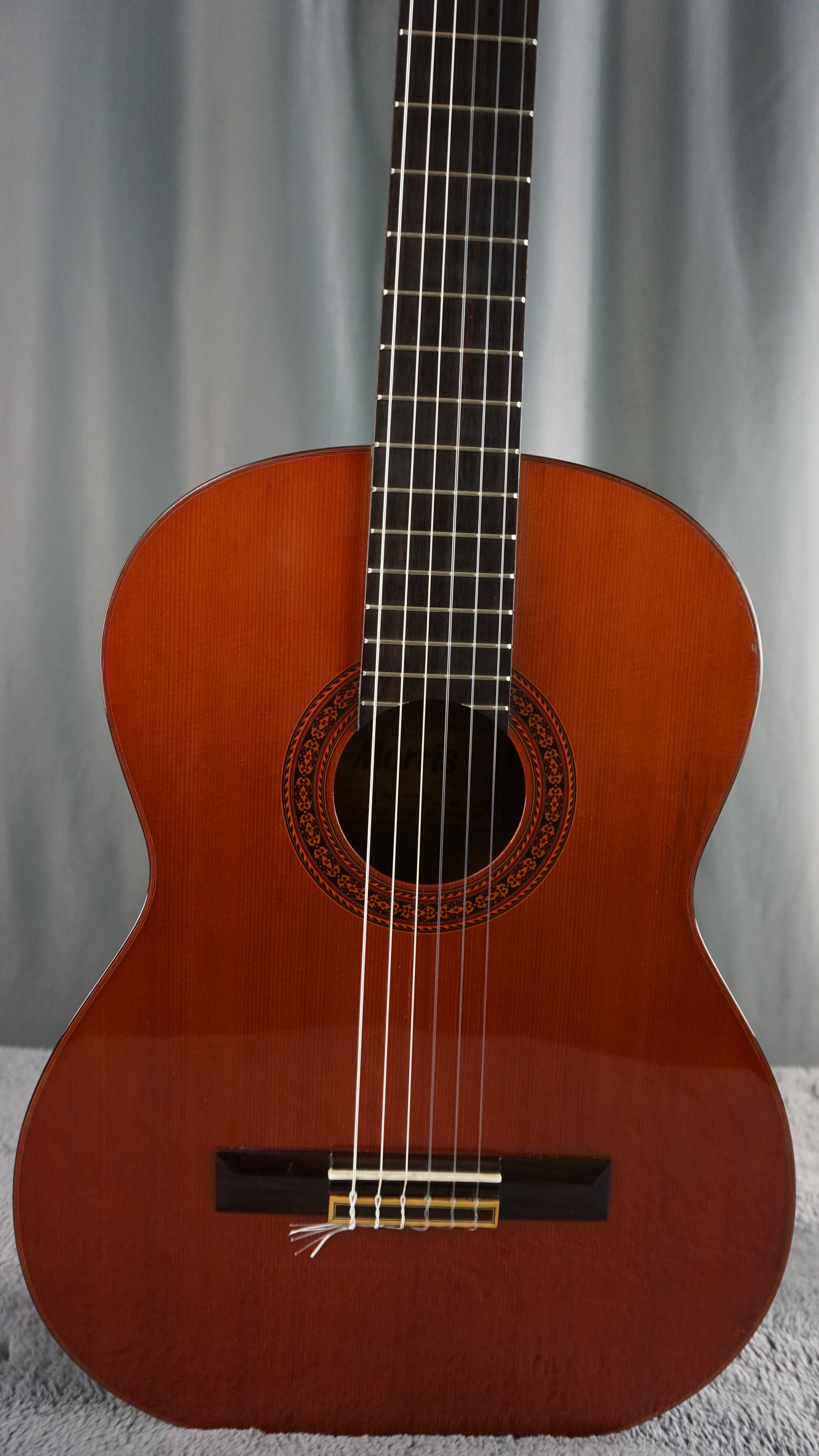 1972 Morris M-10 Classical Guitar – Made in Japan