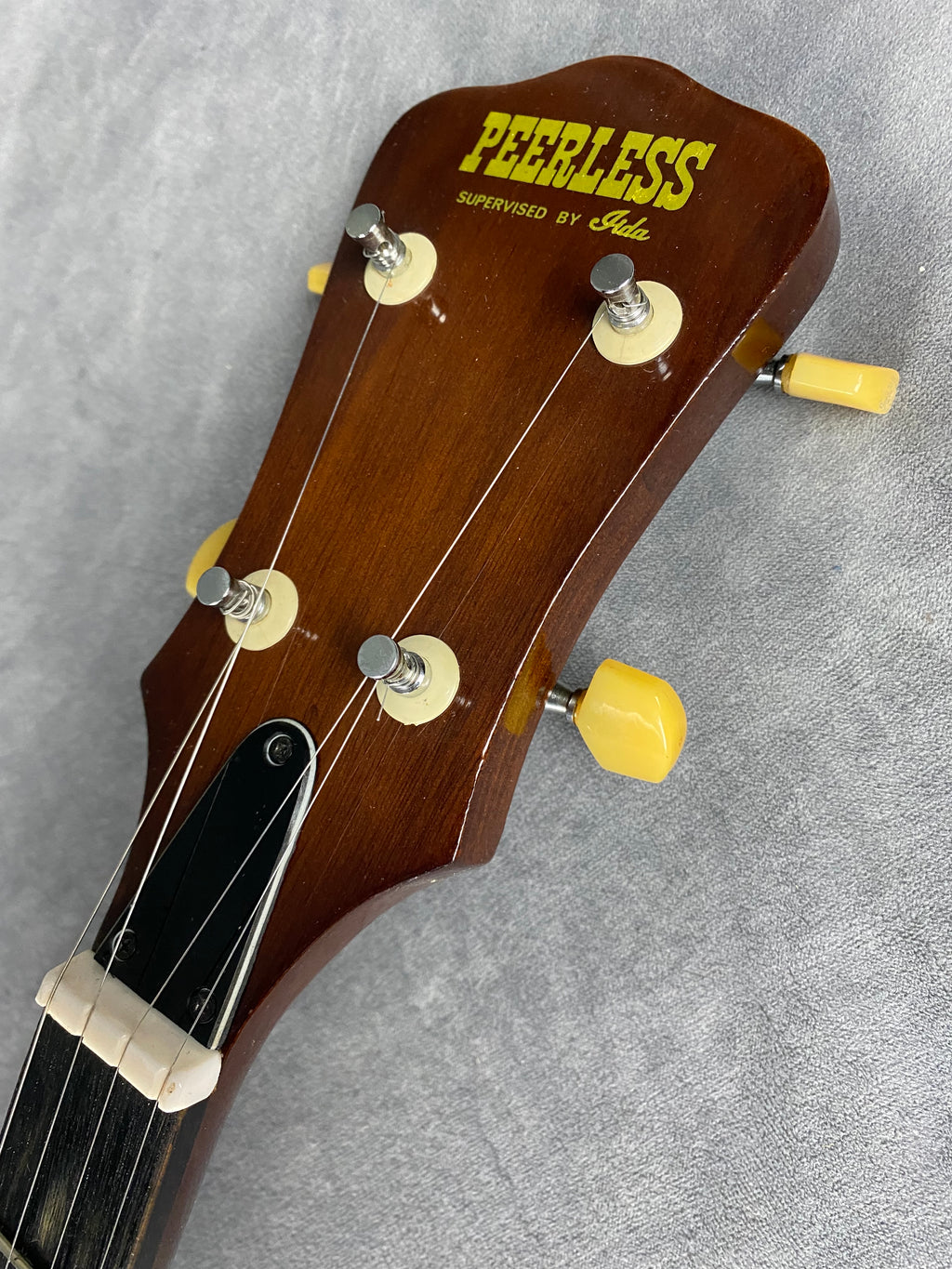 Peerless 5 string Banjo
