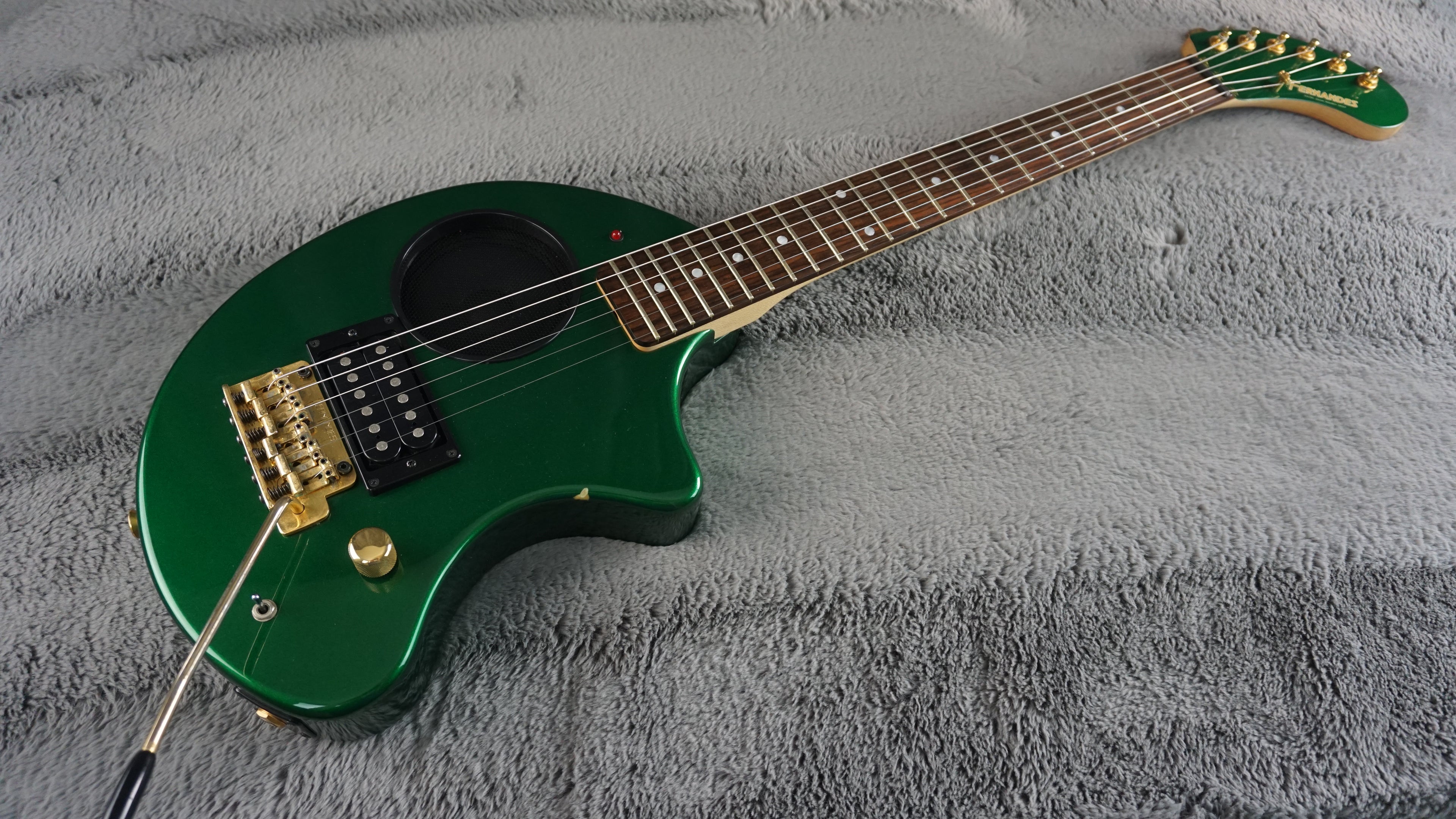 Fernandes/Burny ZO-3 Green Japan Built-in Speaker