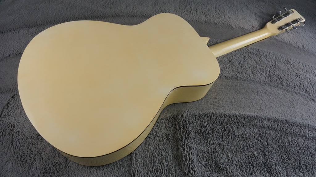 Hamox F150WH Japan Aged White Acoustic Guitar