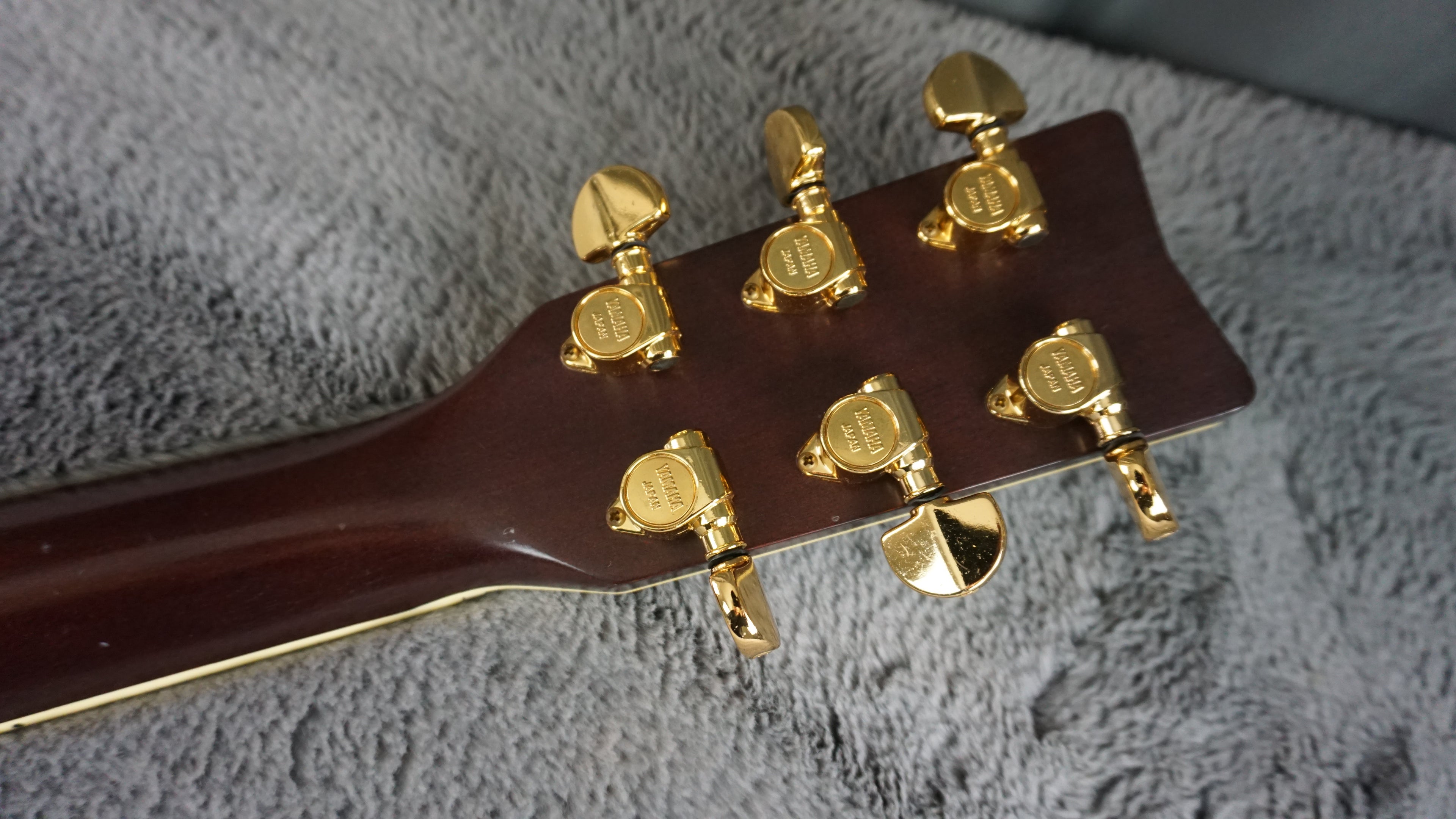 Yamaha L-8 Luxury Series Solid Wood Japan Acoustic