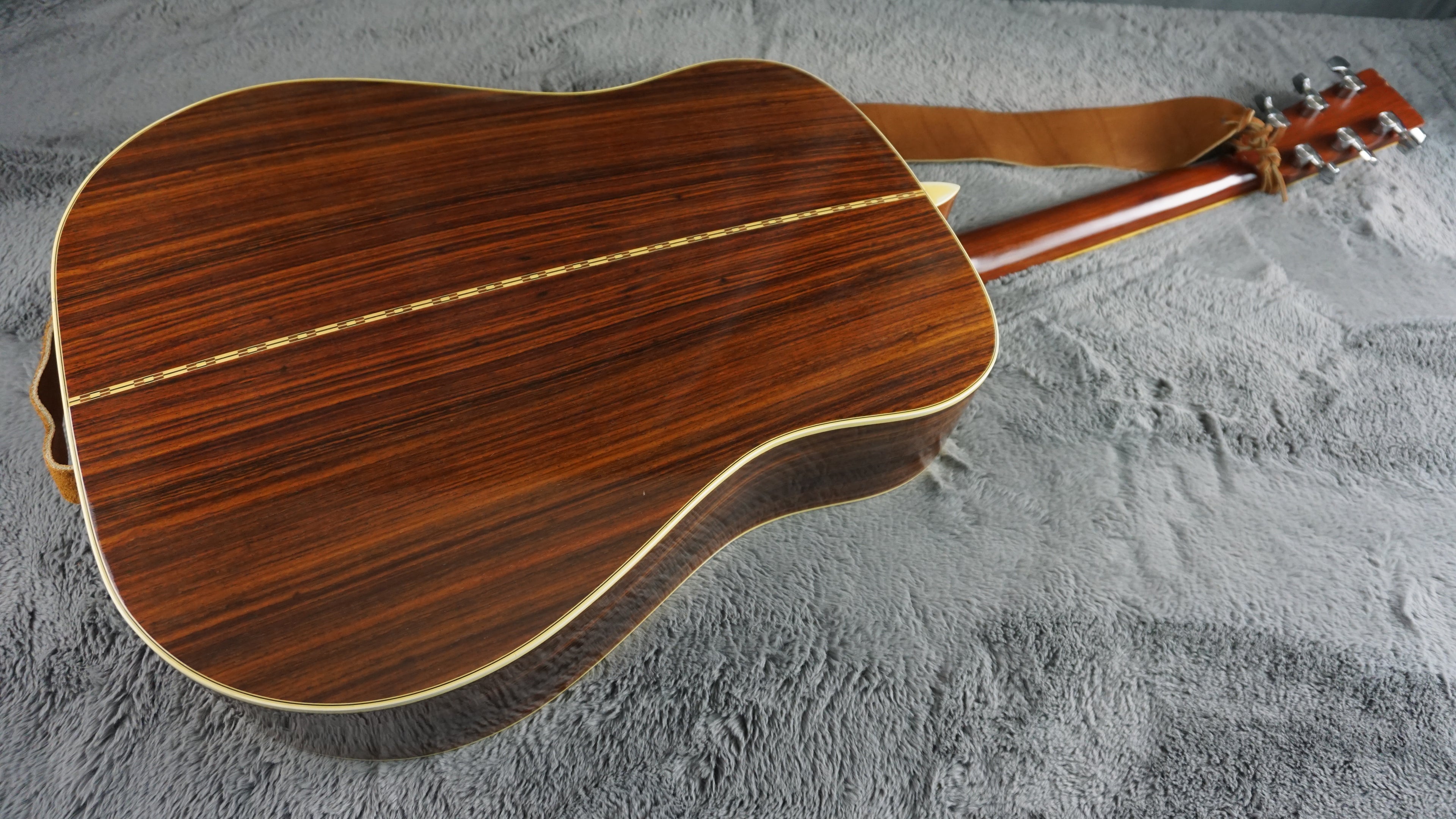 Yamaki 130 Acoustic D-28 Style Japan w/ Hard Case