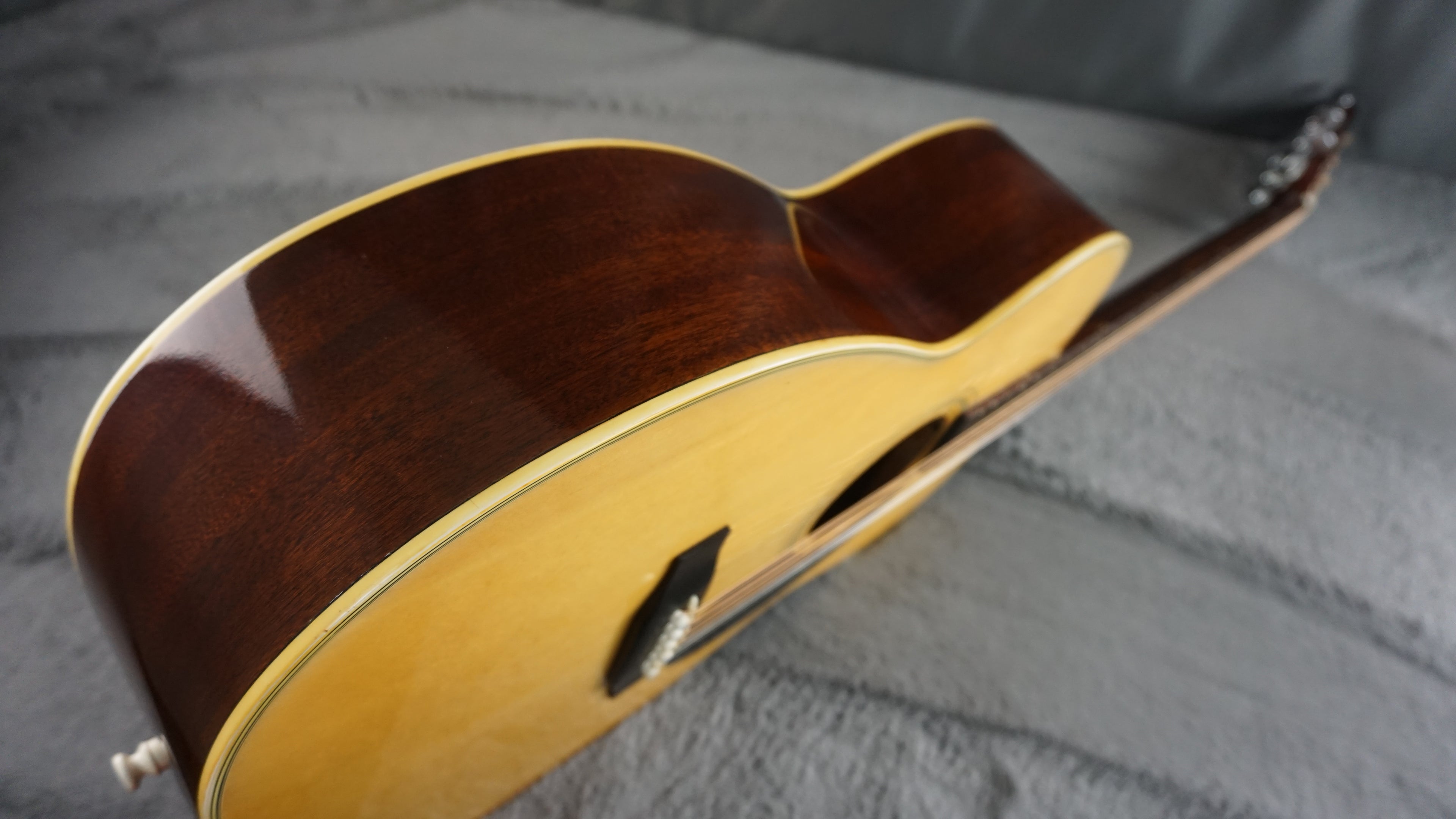 Morris F-20 Japan Acoustic