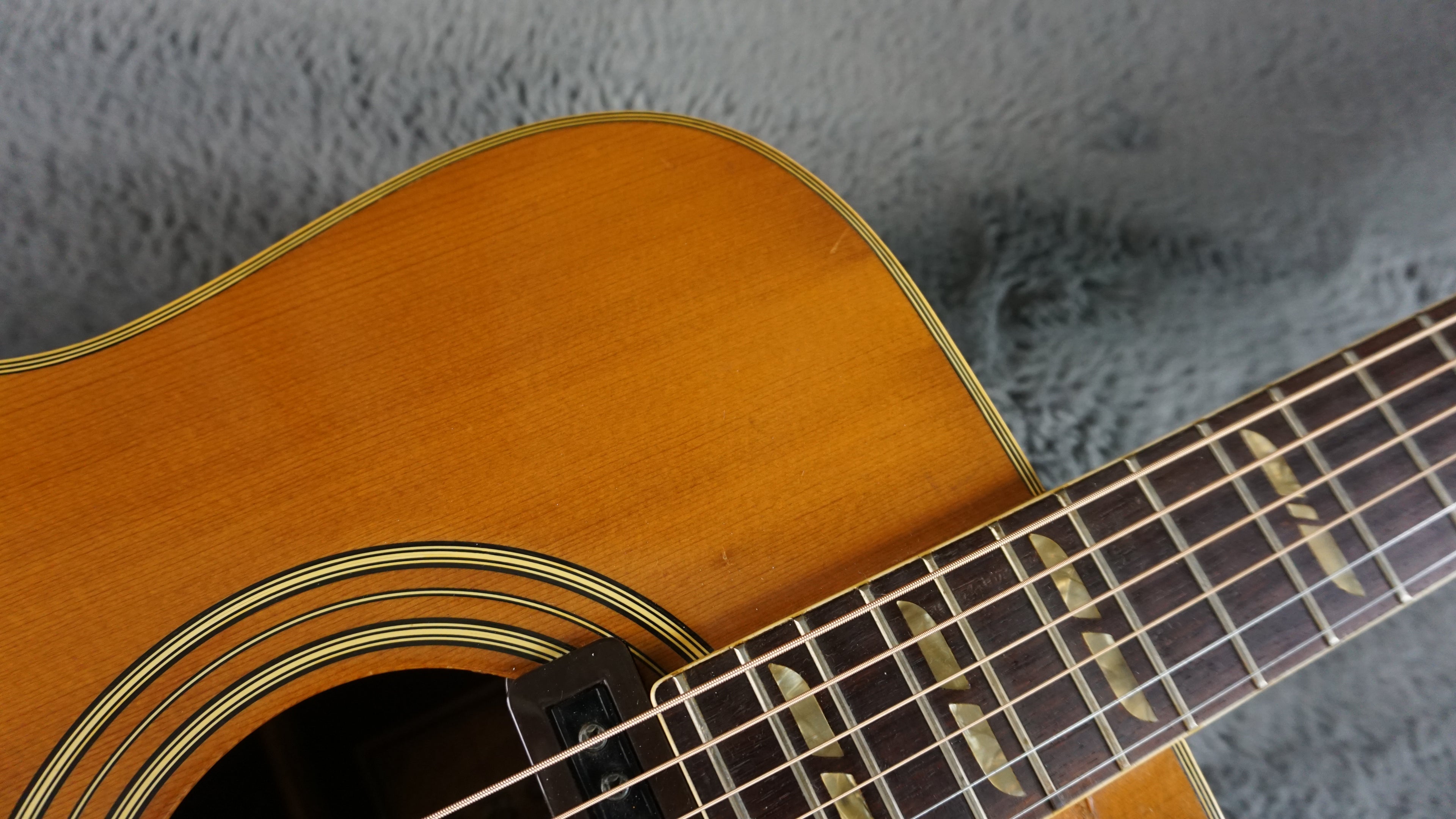 Yamaha FG-350E Japan Acoustic Rare