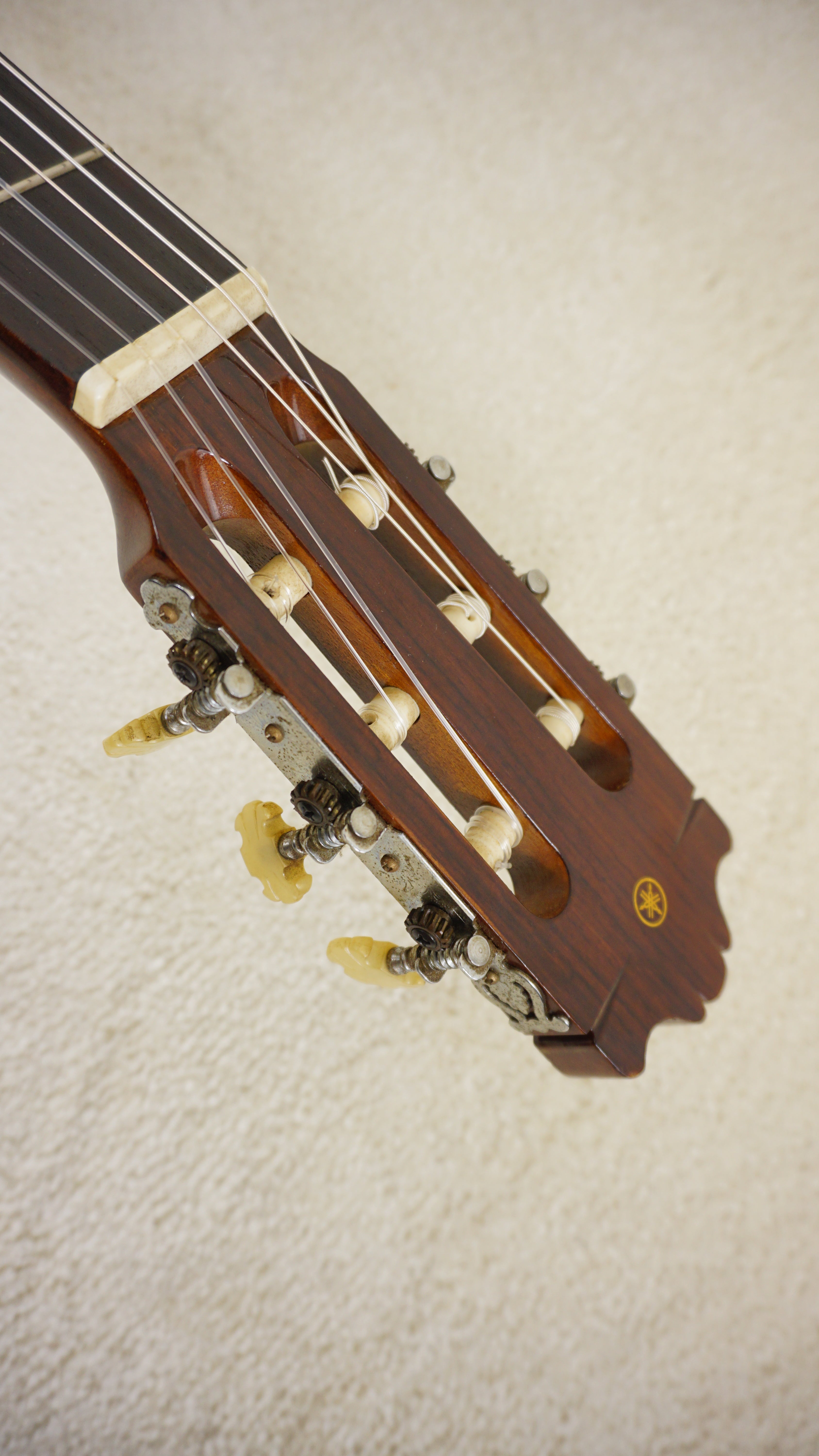 Yamaha C-150 Classical Guitar w/ Hard Case – Made in Japan